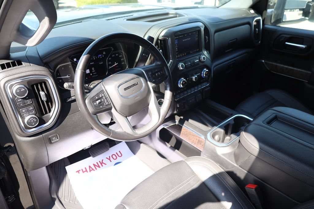 Used 2021 GMC Sierra 3500 Denali w/ Denali Ultimate Package AWD/4WD image 12