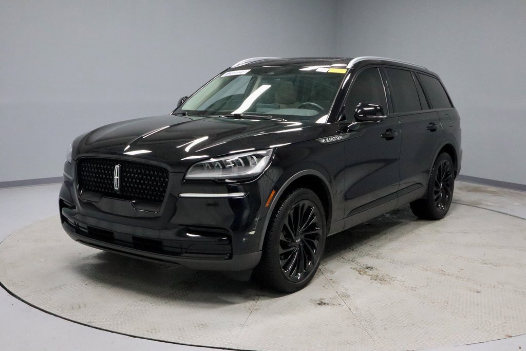 Used 2023 Lincoln Aviator Reserve w/ Class IV Trailer Tow Package image 9