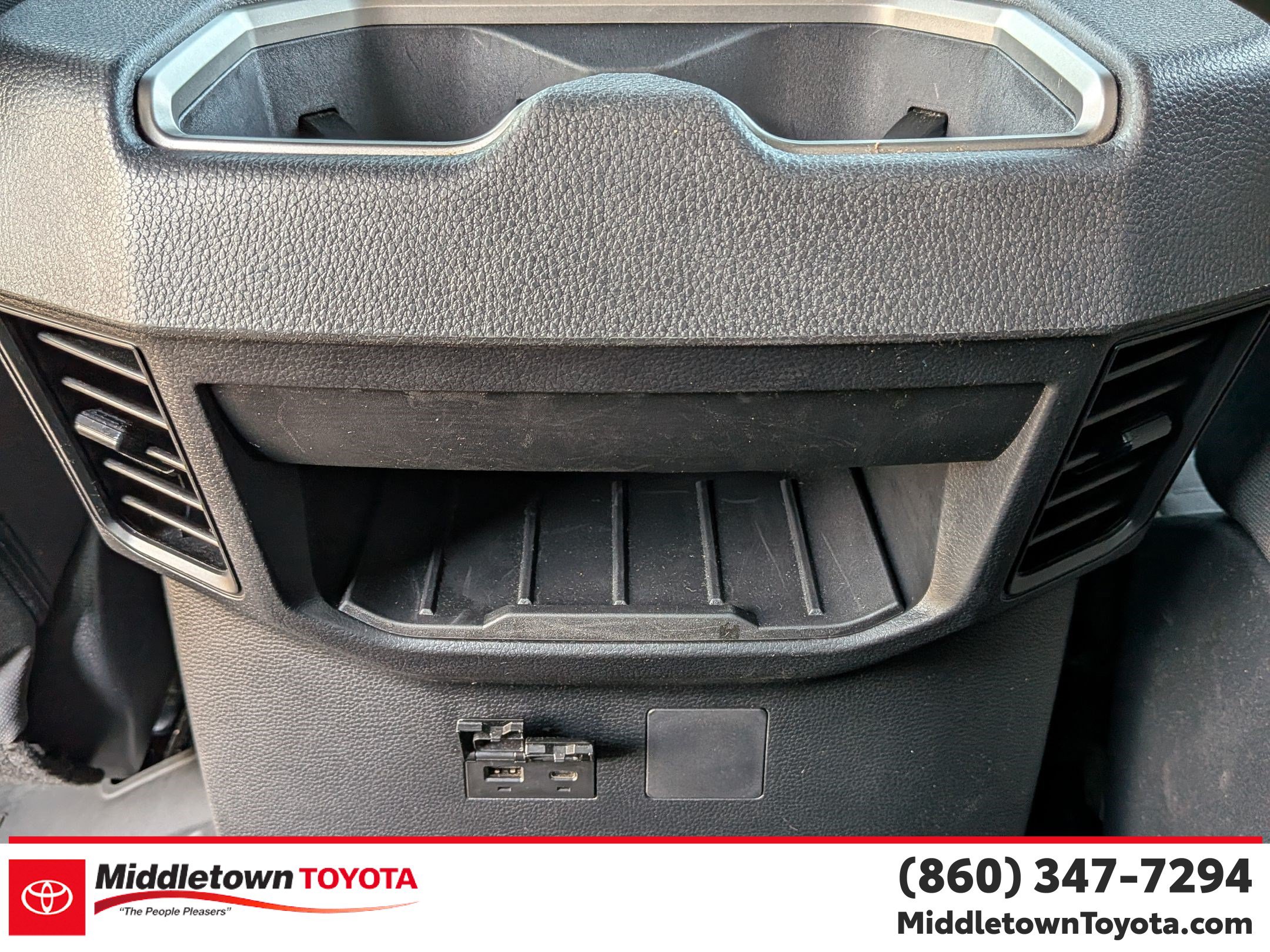 Certified 2025 Toyota Tundra SR5 AWD/4WD image 29
