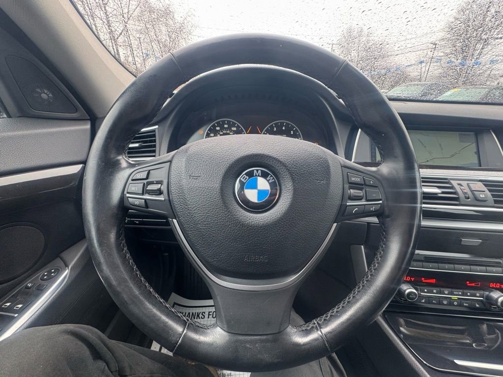 Used 2011 BMW 550i Gran Turismo xDrive image 35