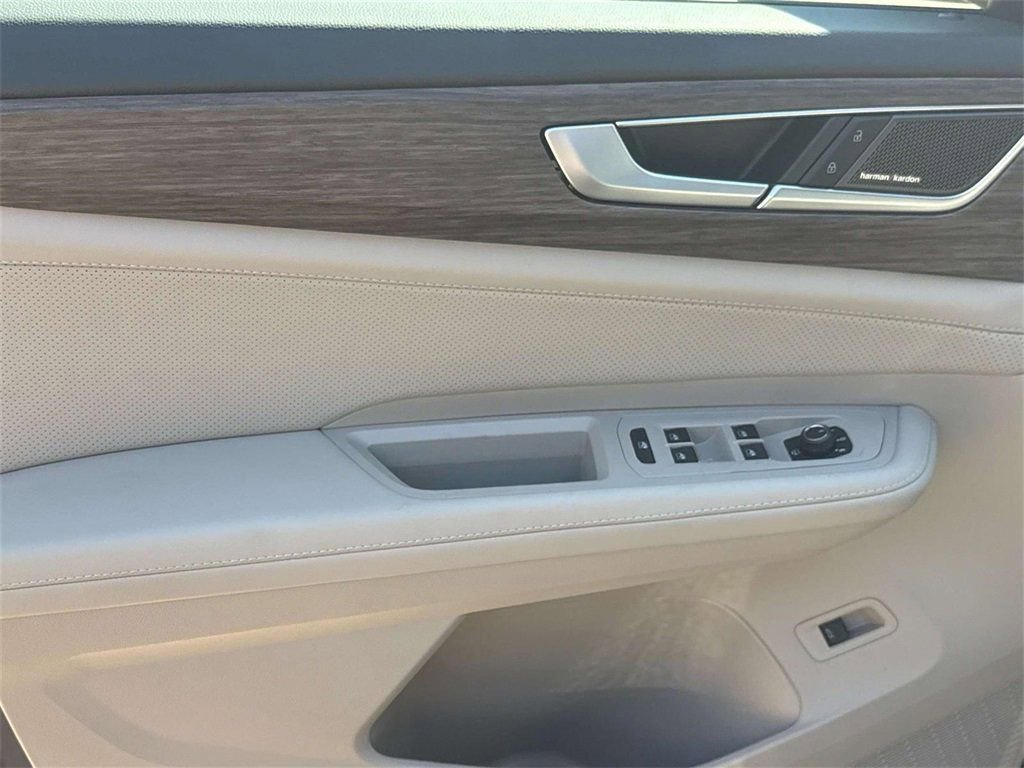 New 2026 Volkswagen Atlas SEL Premium R-Line image 13