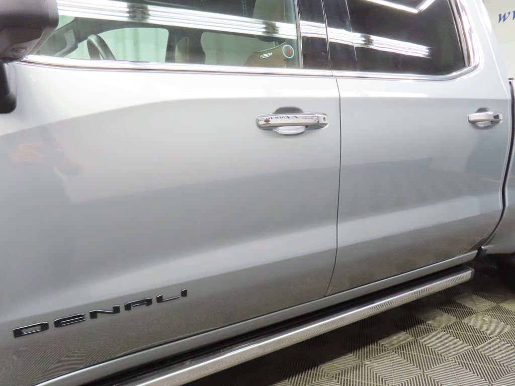 Used 2026 GMC Sierra 1500 Denali Ultimate w/ LPO, Black Badging Package AWD/4WD image 44