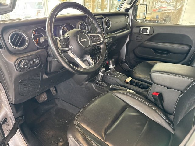 Used 2020 Jeep Gladiator Overland w/ Dual Top Group image 11