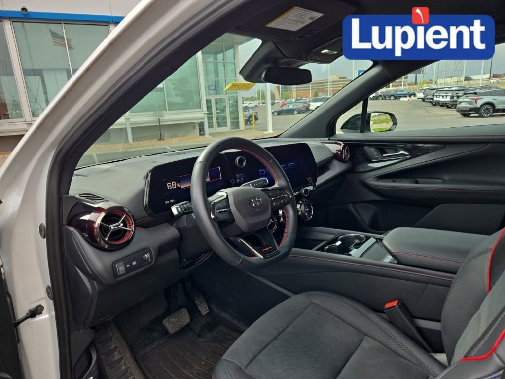 Used 2025 Chevrolet Blazer EV RS AWD/4WD image 11