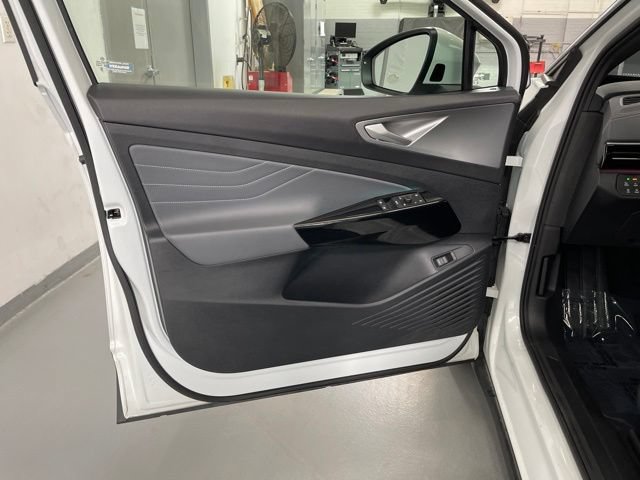 Certified 2023 Volkswagen ID.4 Pro S Plus AWD/4WD image 27