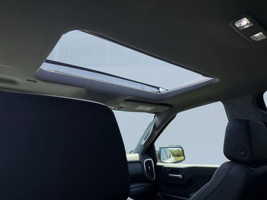 Used 2021 Chevrolet Silverado 1500 LTZ w/ Technology Package image 15