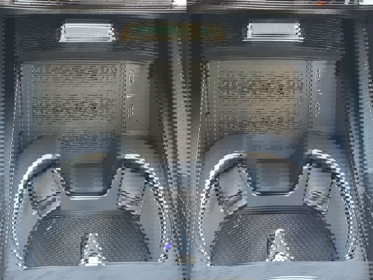 New 2026 Mercedes-Benz GLS 450 4MATIC image 21