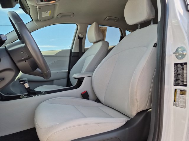 Used 2025 Hyundai Kona SEL FWD image 15