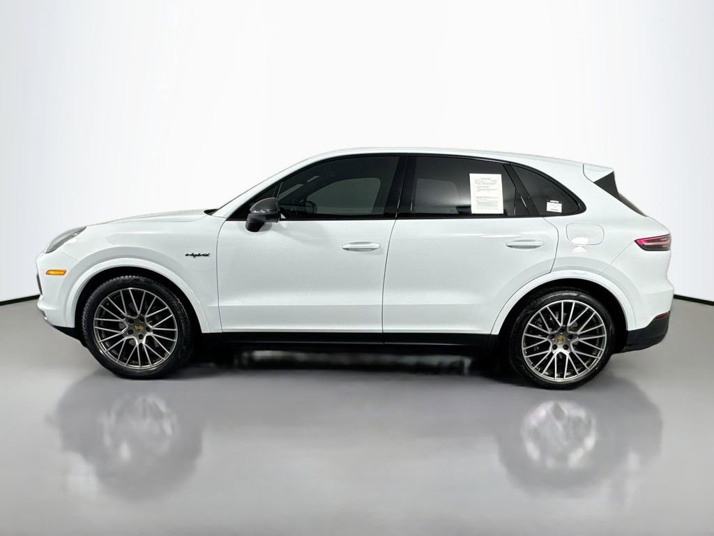 Used 2022 Porsche Cayenne E-Hybrid image 8