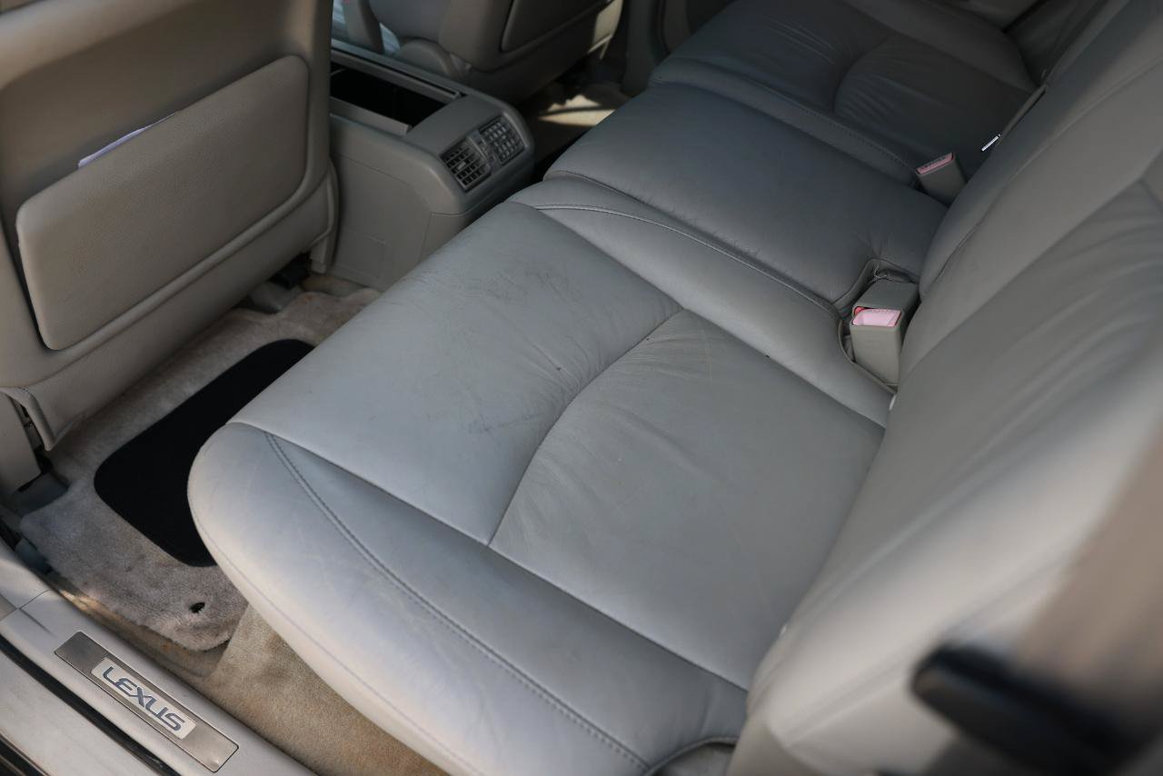Used 2005 Lexus RX 330 w/ Premium Plus Pkg FWD image 10