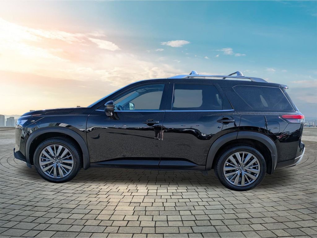 Certified 2024 Nissan Pathfinder SL w/ SL Premium Package image 8