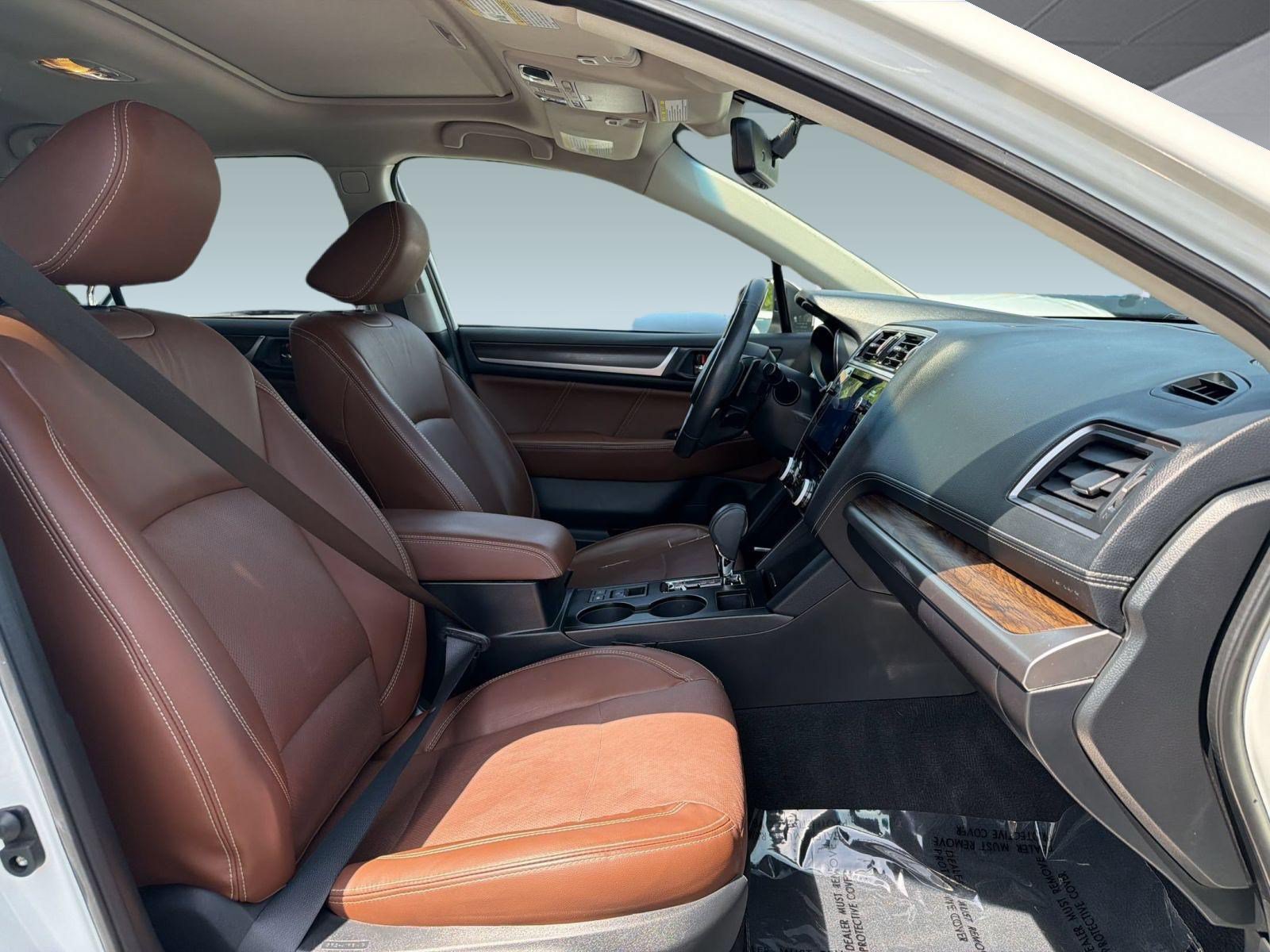 Used 2019 Subaru Outback 2.5i Touring w/ Popular Package #3A AWD/4WD image 22