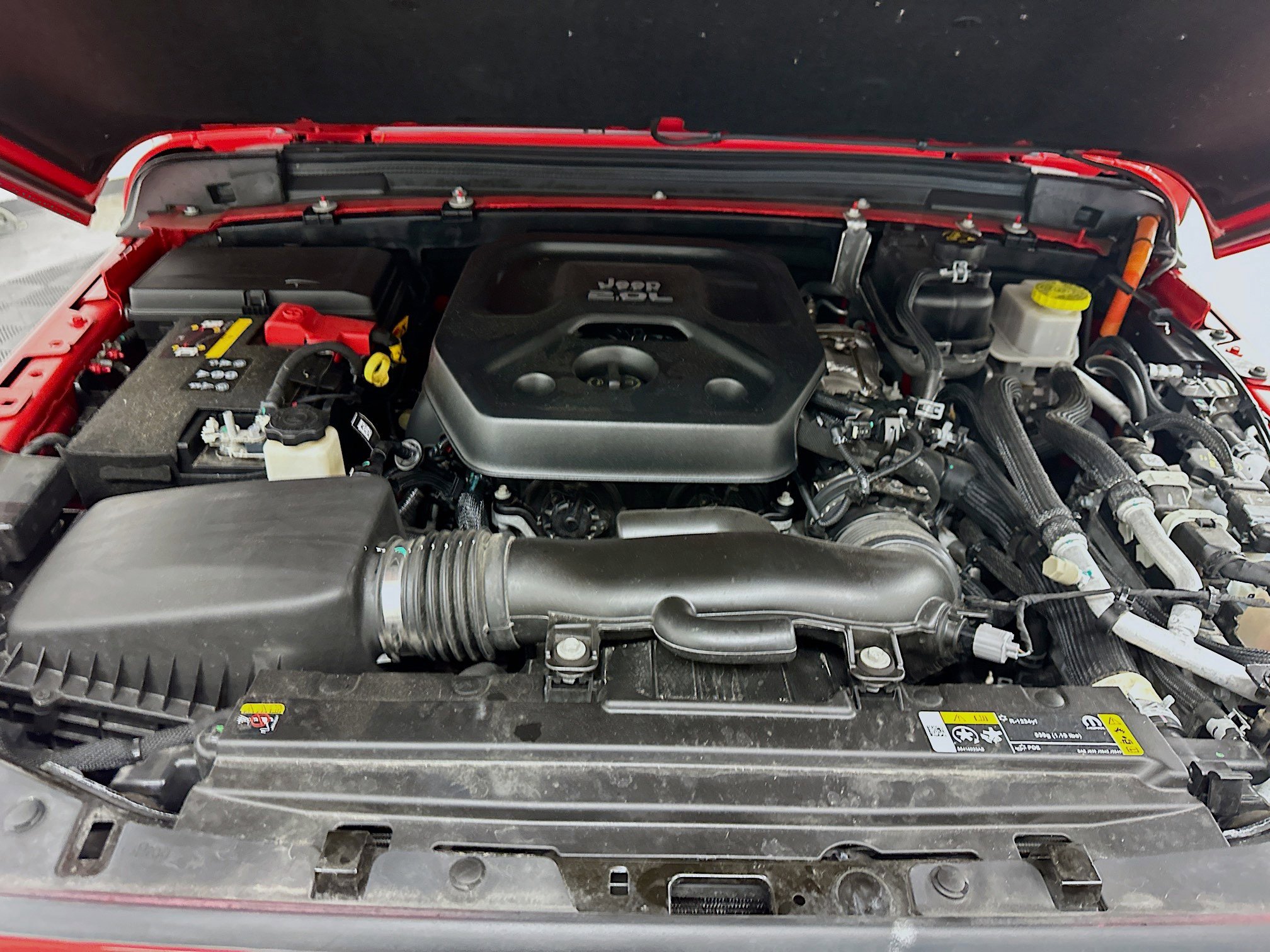 Used 2022 Jeep Wrangler Sahara w/ Cold Weather Group image 34