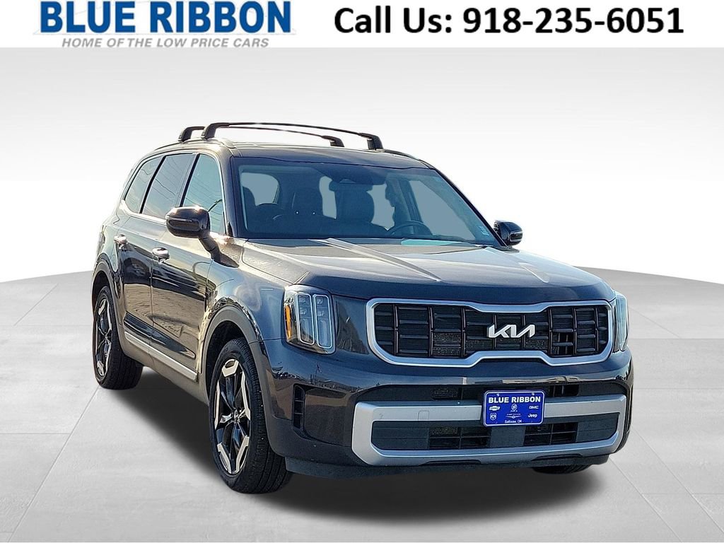 Used 2025 Kia Telluride S AWD/4WD image 1