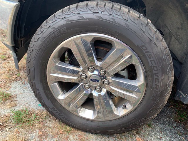 Used 2020 Ford F150 XLT w/ Equipment Group 302A Luxury AWD/4WD image 8