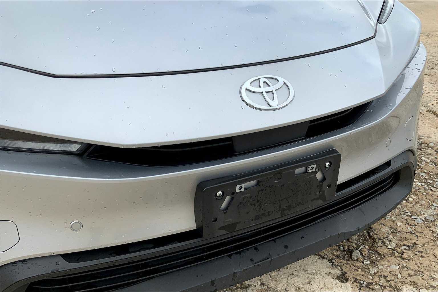 Used 2024 Toyota Prius XLE image 57