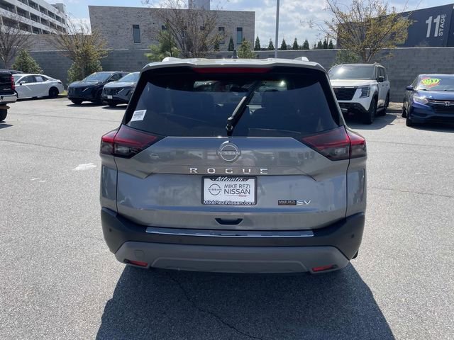 Used 2023 Nissan Rogue SV w/ SV Premium B Package FWD image 4