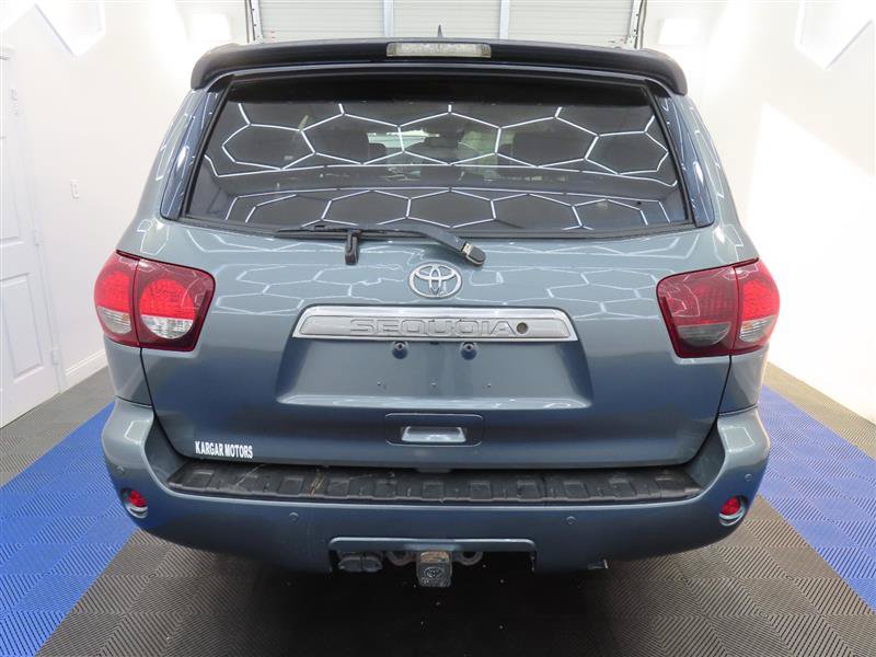 Used 2019 Toyota Sequoia Limited w/ Safety & Convenience Package AWD/4WD image 11