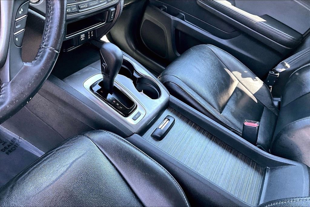 Used 2017 Honda Pilot EX-L image 10