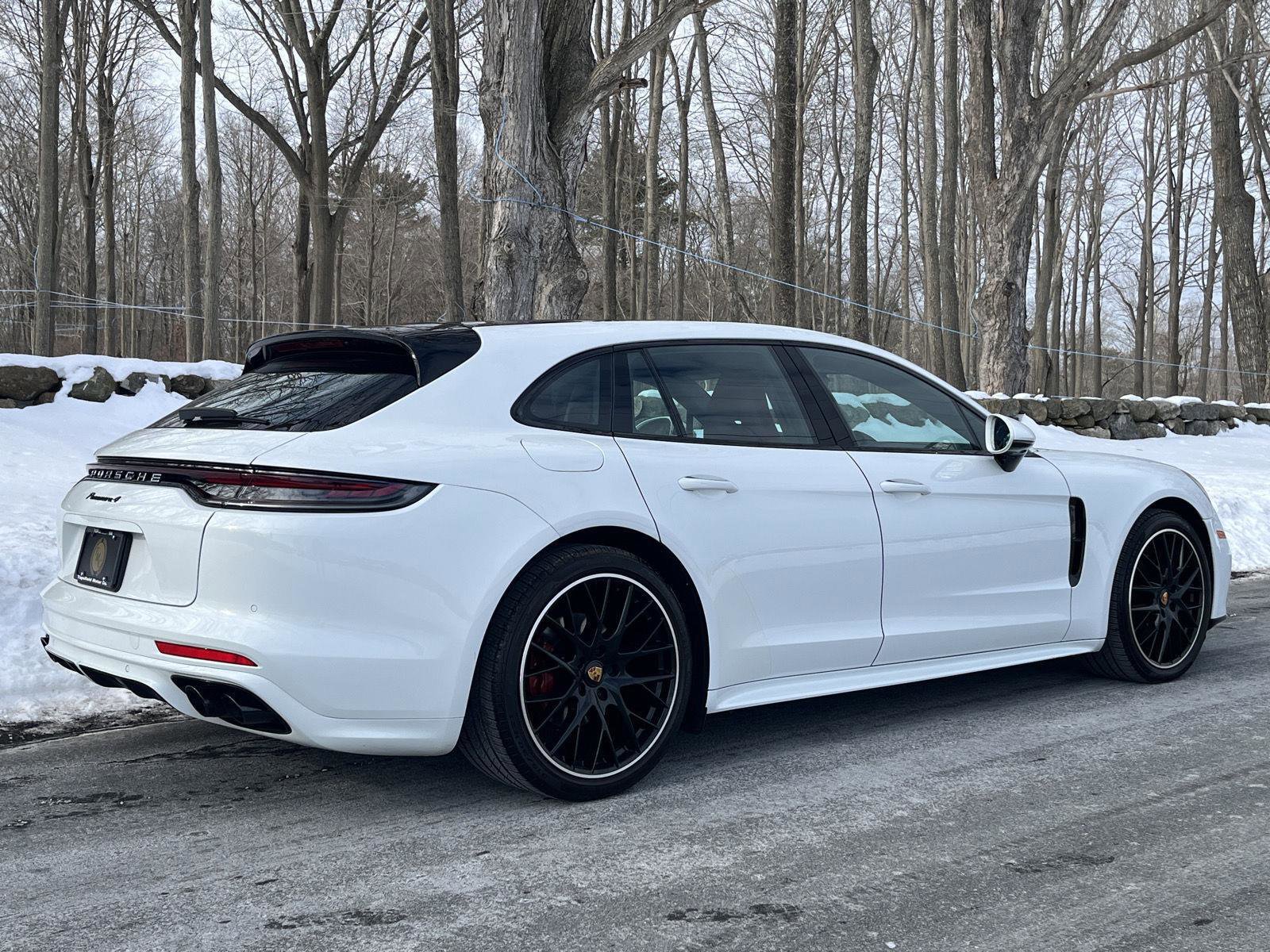 Used 2023 Porsche Panamera 4 image 38