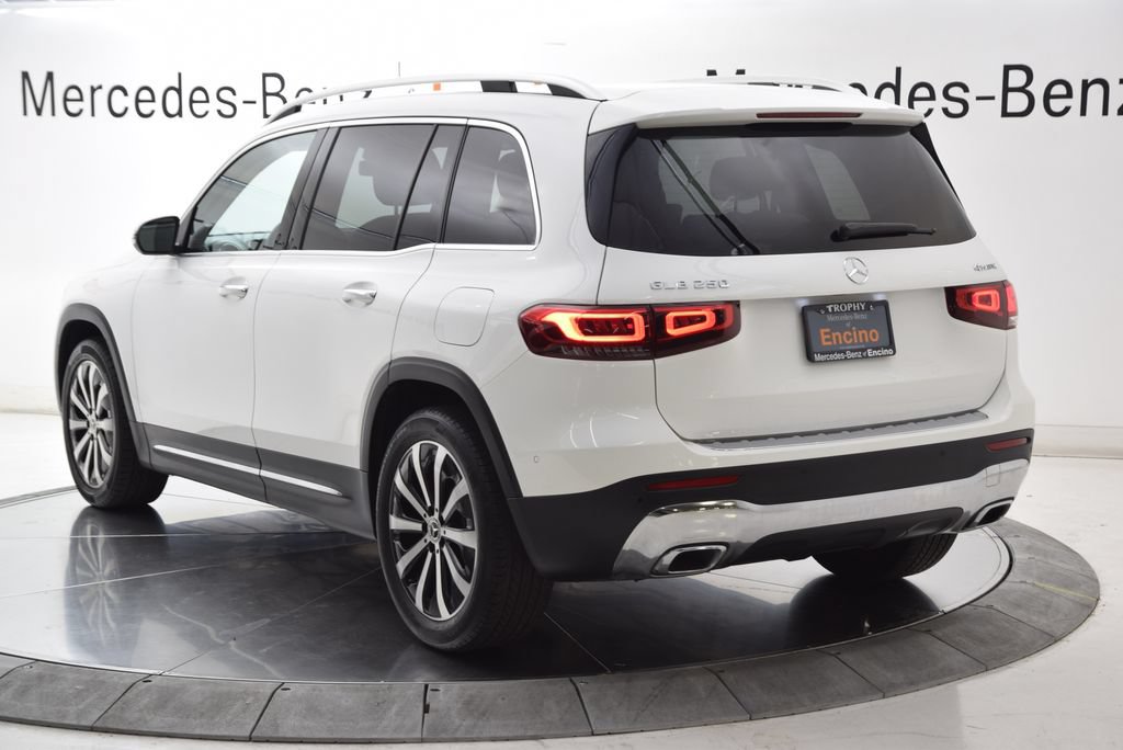 Certified 2022 Mercedes-Benz GLB 250 4MATIC image 4