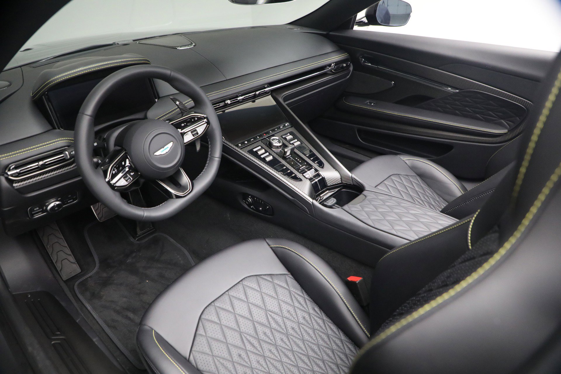 New 2026 Aston Martin DB12 Convertible image 31