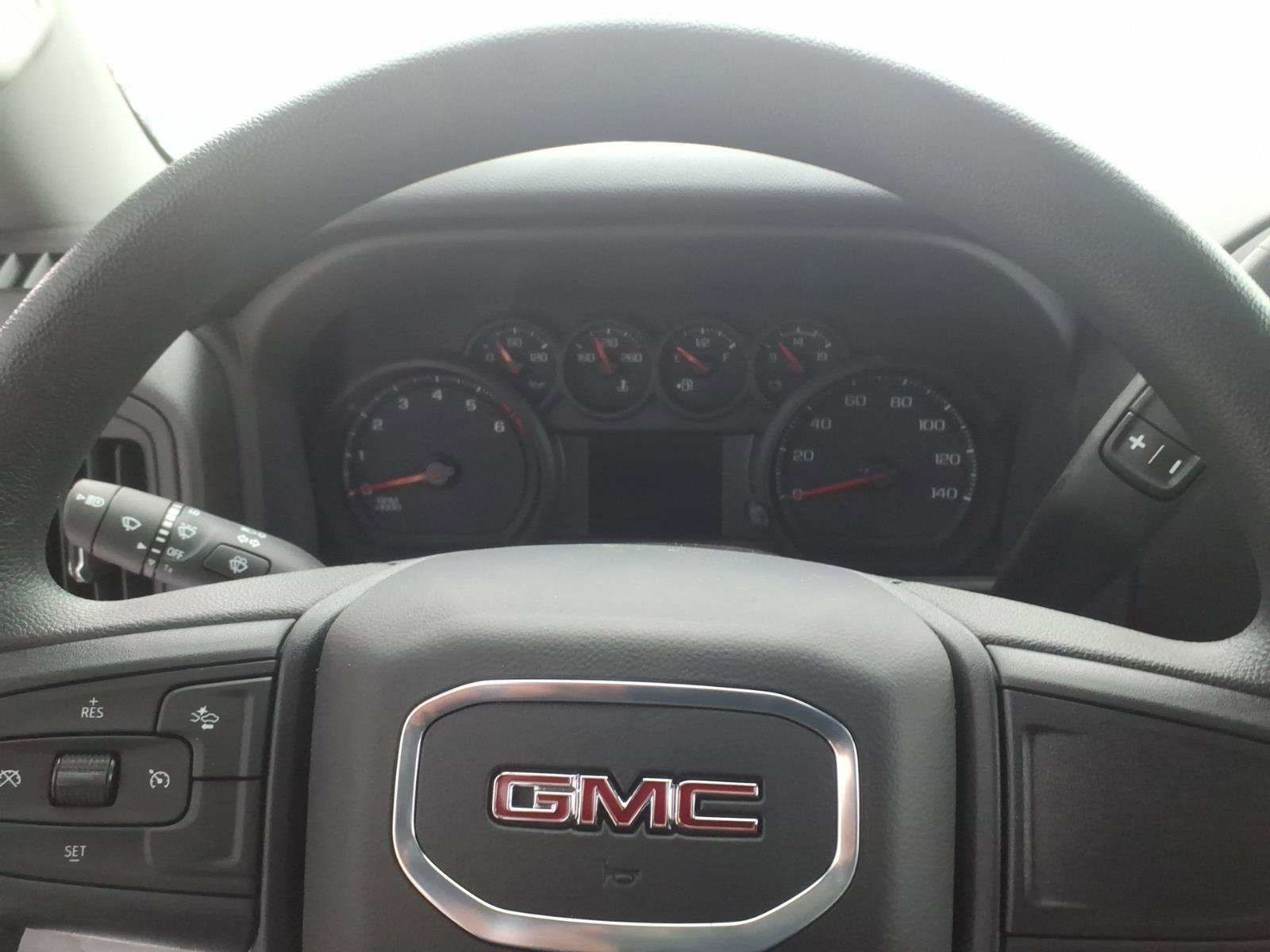 New 2025 GMC Sierra 2500 Pro w/ Convenience Package image 13