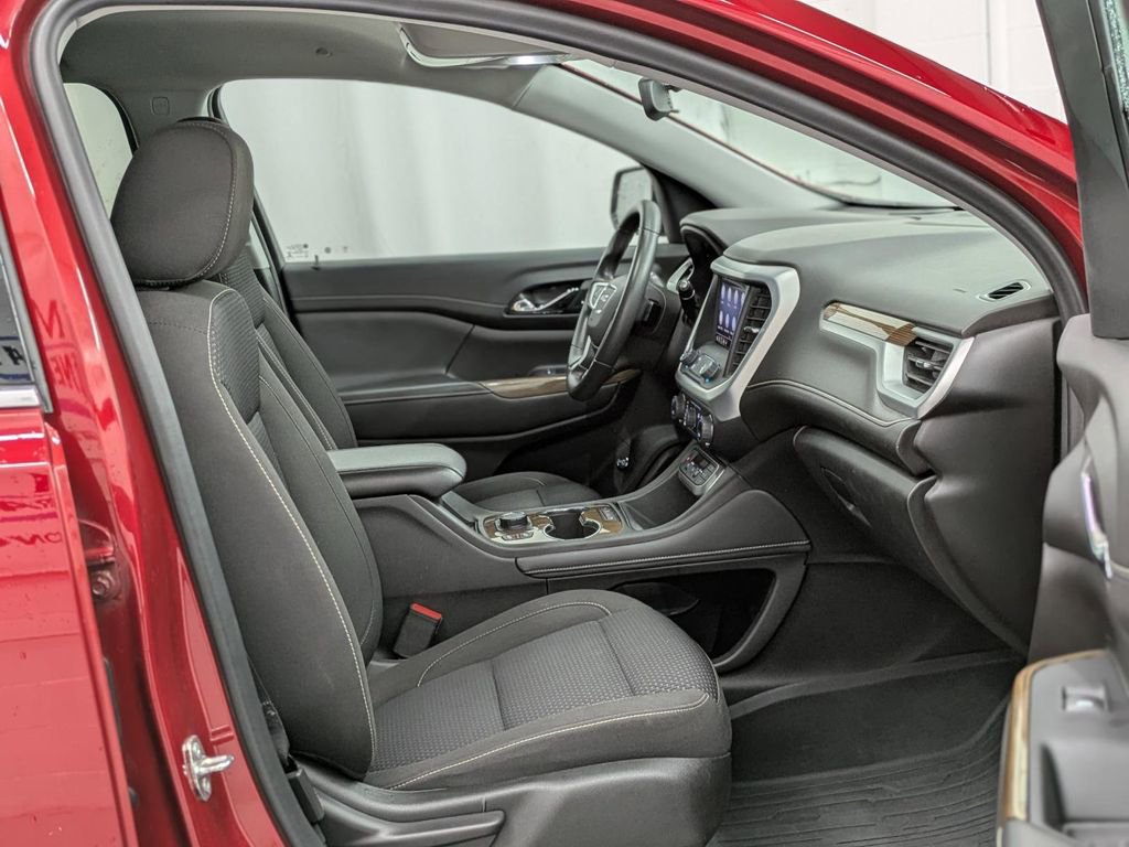 Used 2022 GMC Acadia SLE w/ Driver Convenience Package image 17
