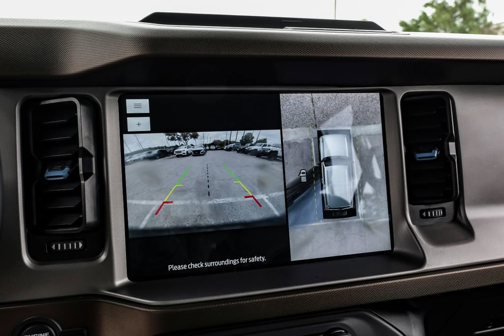 Used 2023 Ford Bronco Outer Banks image 18