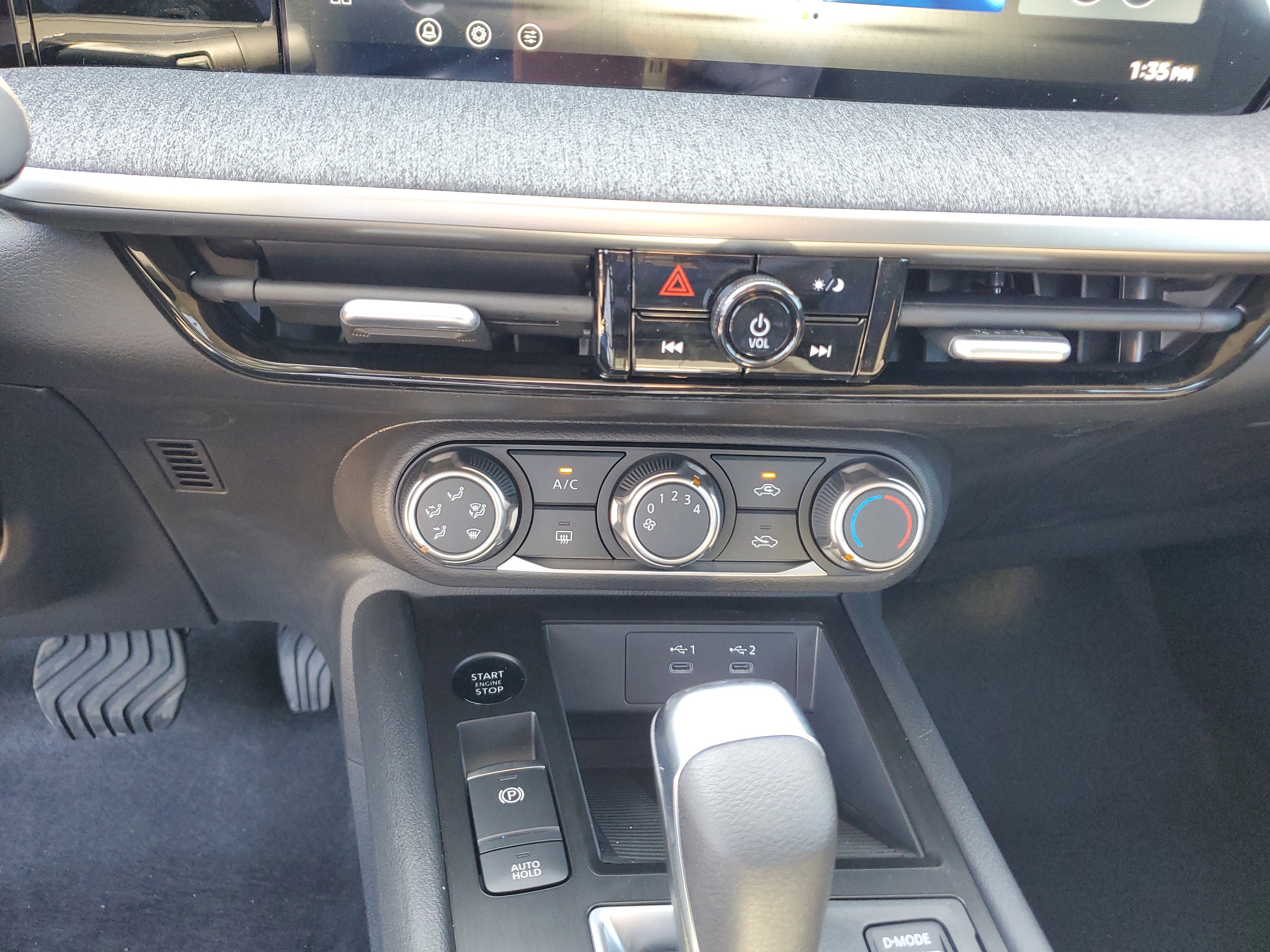 New 2026 Nissan Kicks S image 17