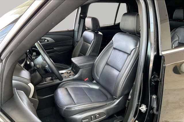 Used 2023 Chevrolet Traverse LT AWD/4WD image 15