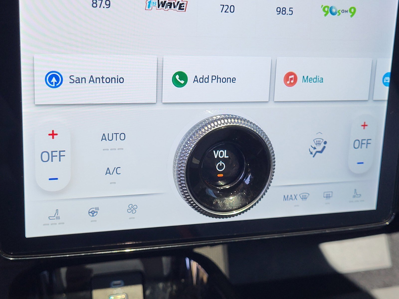 Certified 2024 Ford Mustang Mach-E Premium image 23