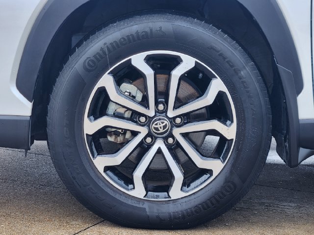 Used 2024 Toyota Corolla Cross AWD Hybrid image 10