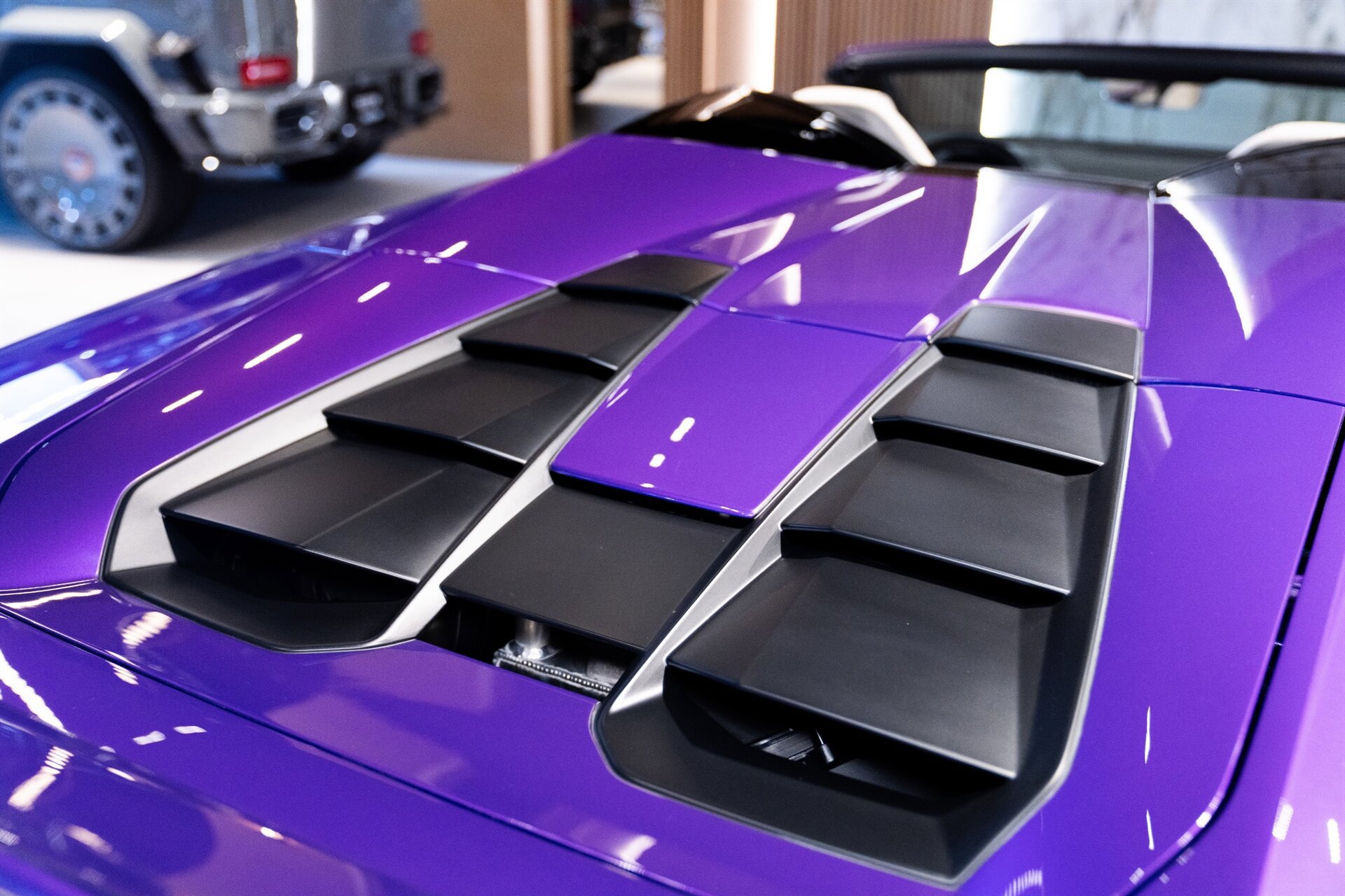 Used 2023 Lamborghini Huracan EVO RWD image 16