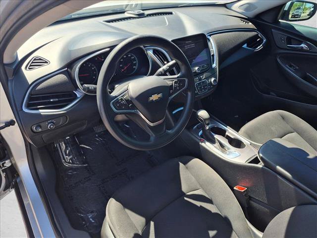 Used 2021 Chevrolet Malibu LT FWD image 12