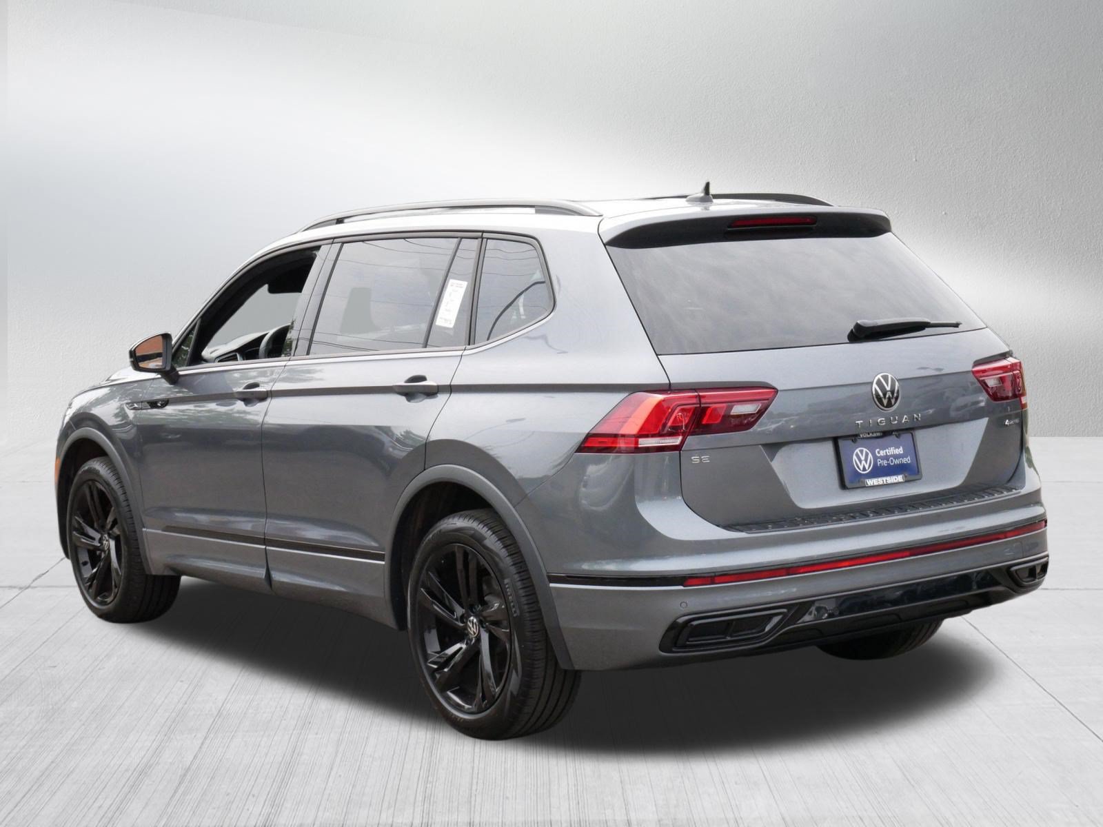 Certified 2023 Volkswagen Tiguan SE R-Line AWD/4WD image 5