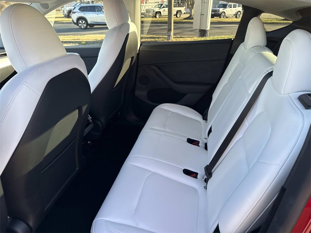 Used 2024 Tesla Model Y Long Range image 16