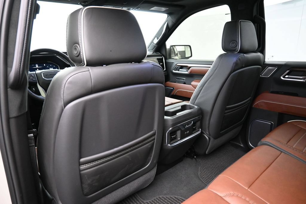 Used 2026 GMC Sierra 1500 Denali Ultimate AWD/4WD image 8