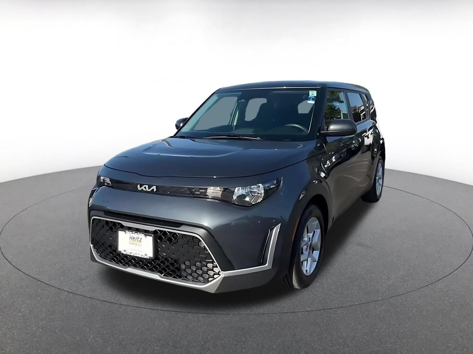 Used 2025 Kia Soul LX w/ LX Technology Package FWD image 6