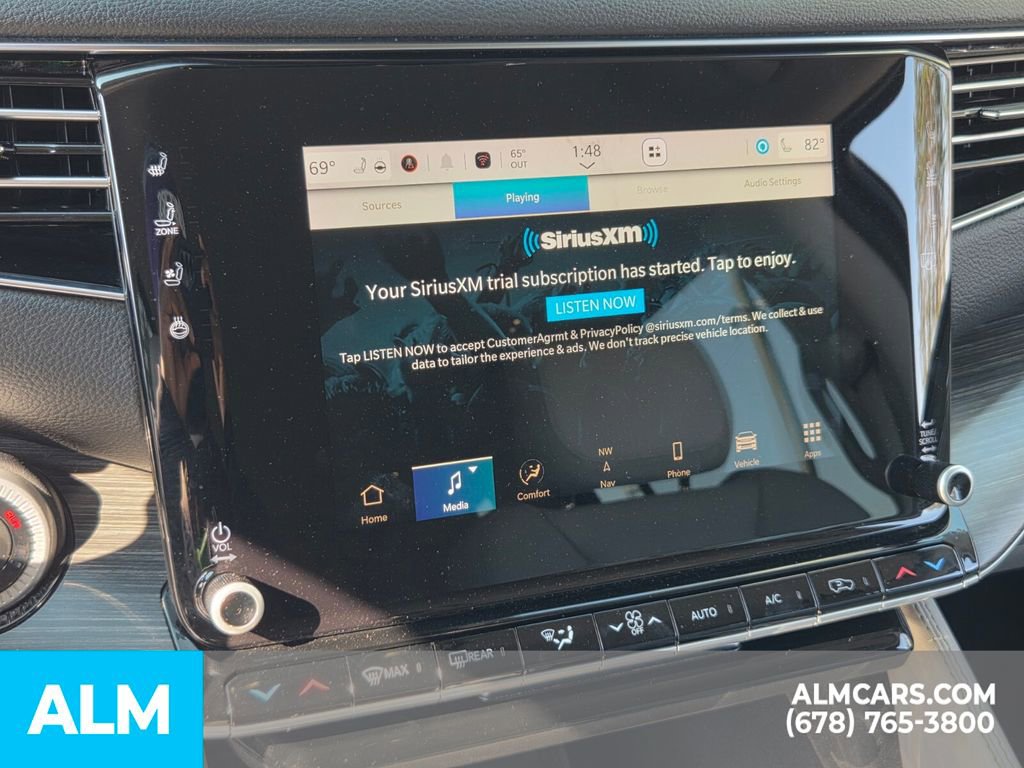 Used 2023 Jeep Wagoneer L Series III w/ Preferred Equipment Group image 23