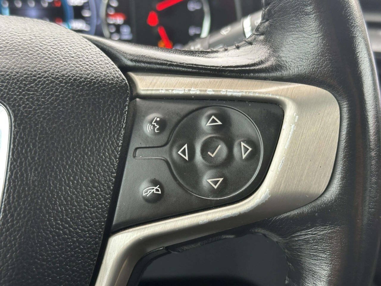 Used 2019 GMC Acadia Denali AWD/4WD image 35