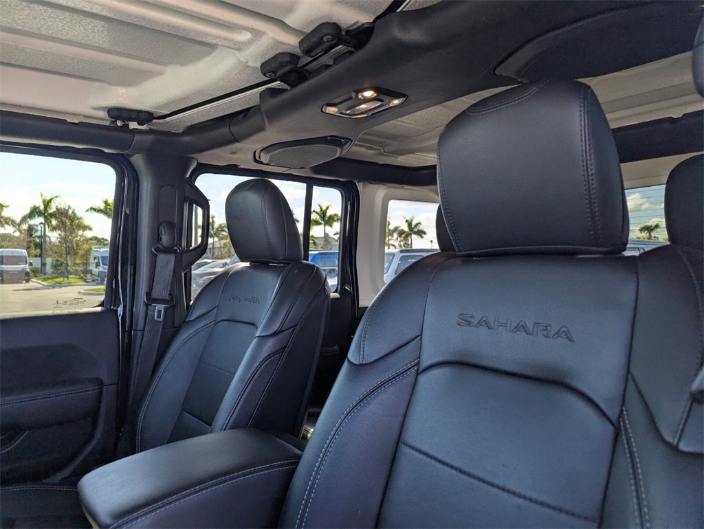 Used 2022 Jeep Wrangler Unlimited Sahara image 21