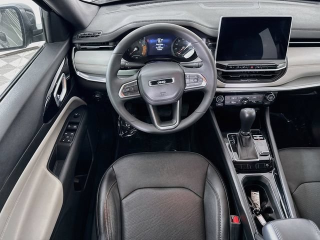 Used 2023 Jeep Compass Limited AWD/4WD image 20