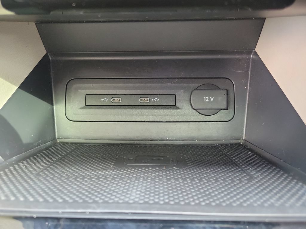 Used 2022 Volkswagen Atlas SE w/ Panoramic Sunroof Package FWD image 38