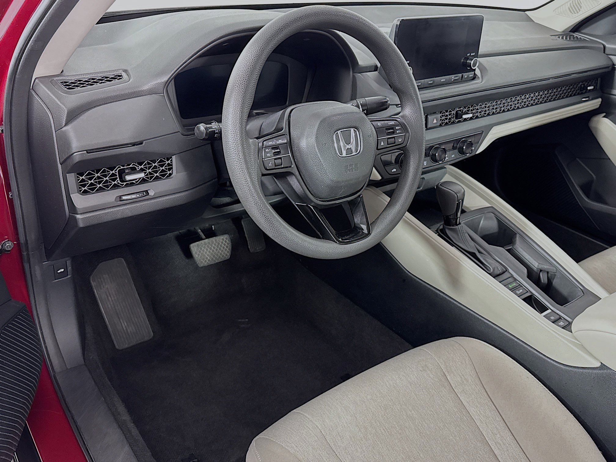 Certified 2023 Honda Accord EX image 9