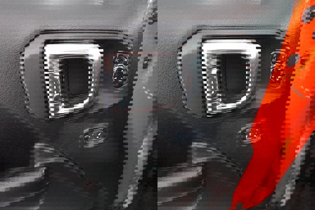 Used 2018 Jeep Wrangler Unlimited Sport S image 9