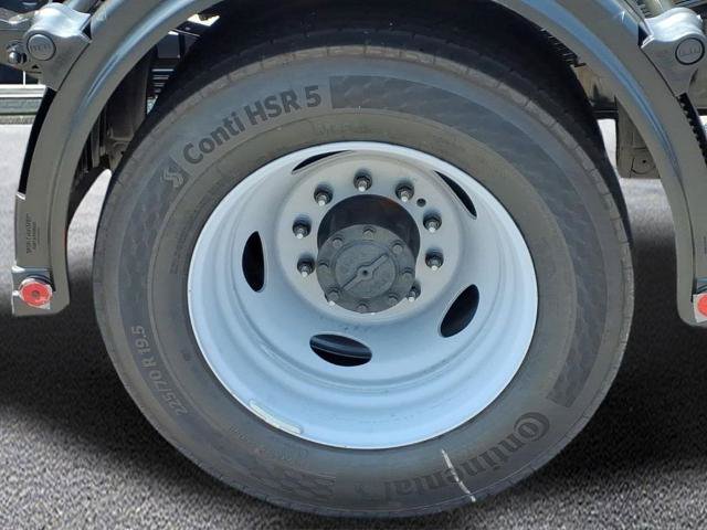 New 2026 Ford F550 4x4 Supercab Super Duty image 23