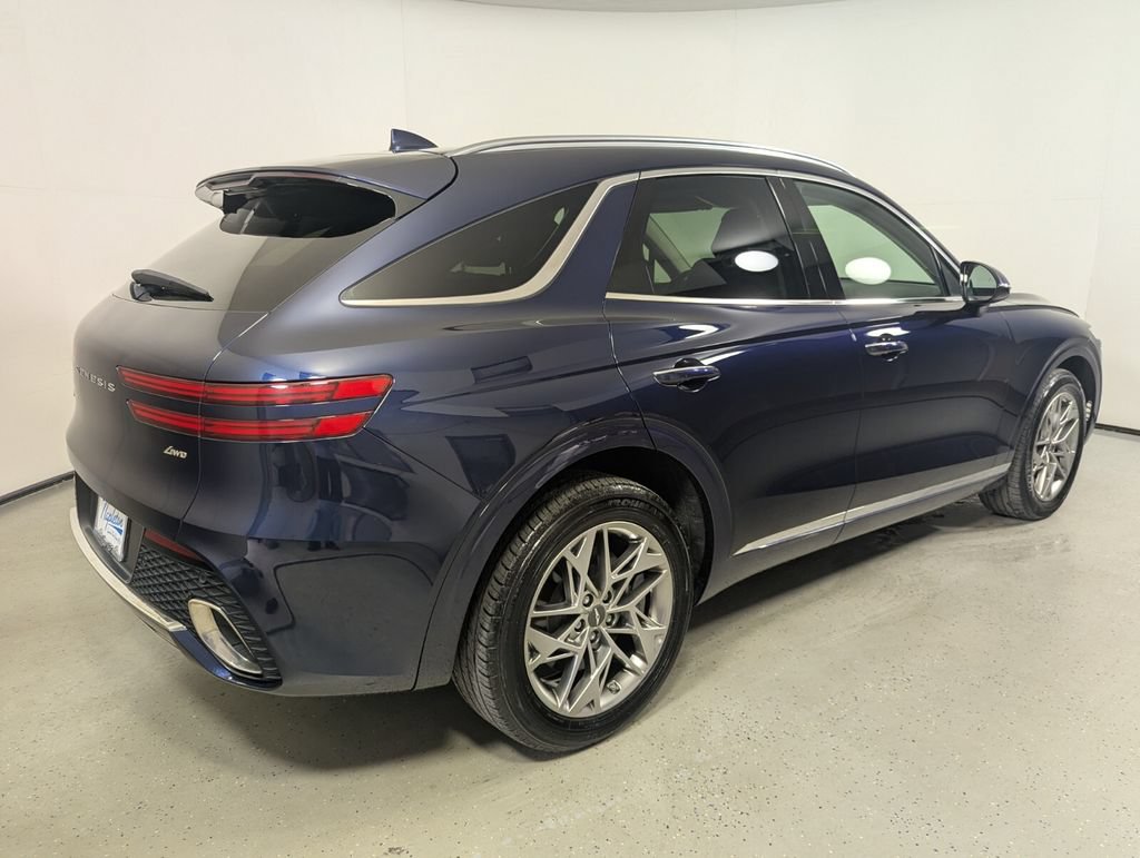 Used 2025 Genesis GV70 2.5T AWD/4WD image 7