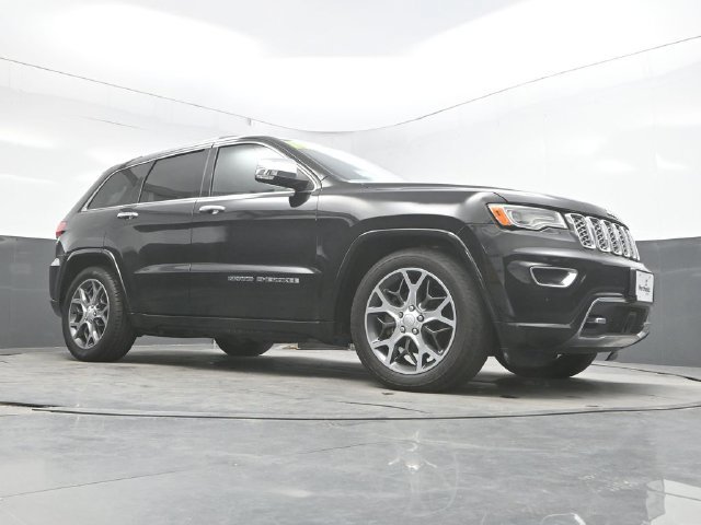 Used 2019 Jeep Grand Cherokee Overland AWD/4WD image 32