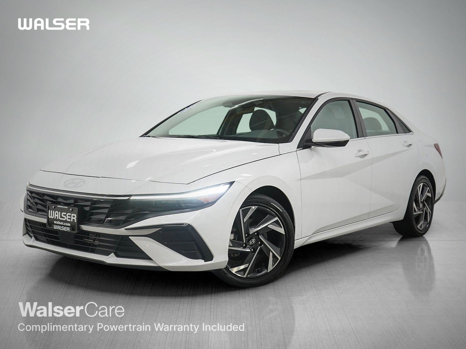 Used 2025 Hyundai Elantra SEL FWD image 1